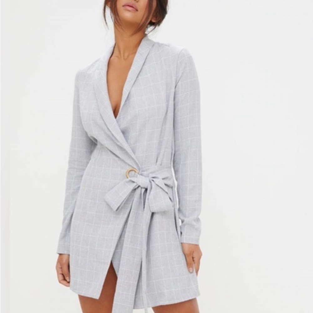 PrettyLittleThing Gray Long Sleeve Dress